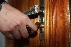 Port Washington NY Locksmith Store Port Washington, NY 914-363-7235 - emergency-locksmith-opening